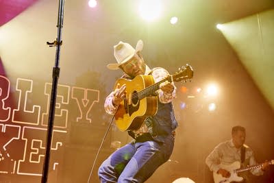Coffee Break: Country Club Fest