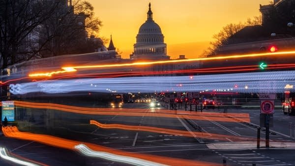 Congressional leaders announce government funding deal