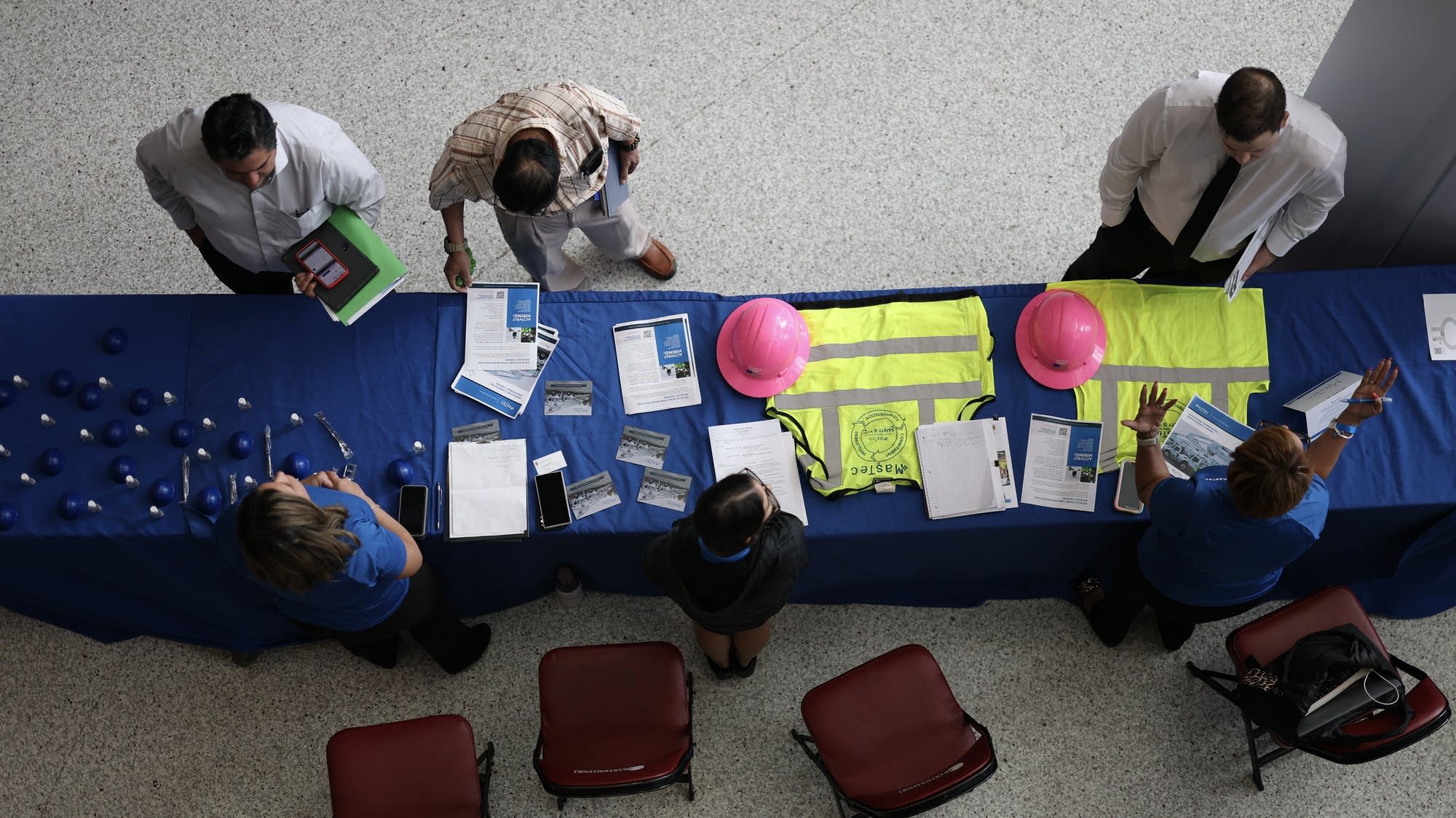 Image for Worker confidence is sliding, despite added jobs