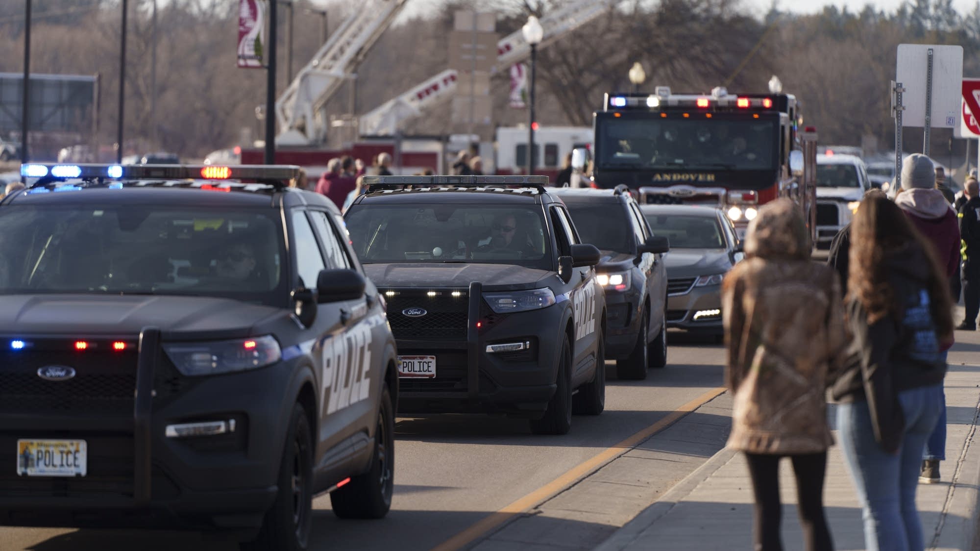 Minnesota lawmakers consider firearm reporting, storage requirements after Burnsville shooting - Vimarsana News