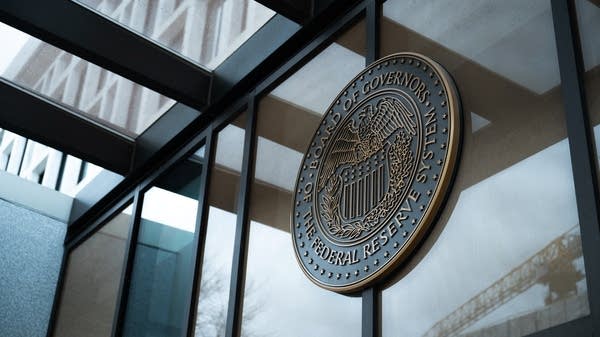 Central banks move in step, for now