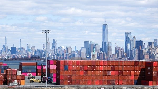 What's really going on in the Trump economy?