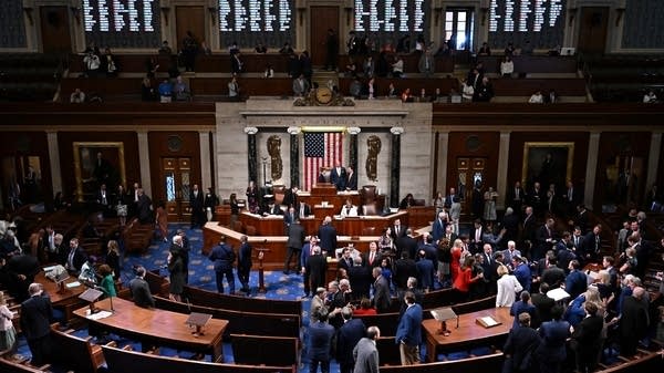 Members of Congress generally make $174,000 a year, while the president makes $400,000.