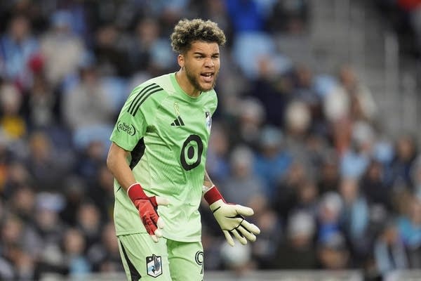 Denis Bouanga, Hugo Lloris lead LAFC over Minnesota United 1-0 for third straight shutout victory