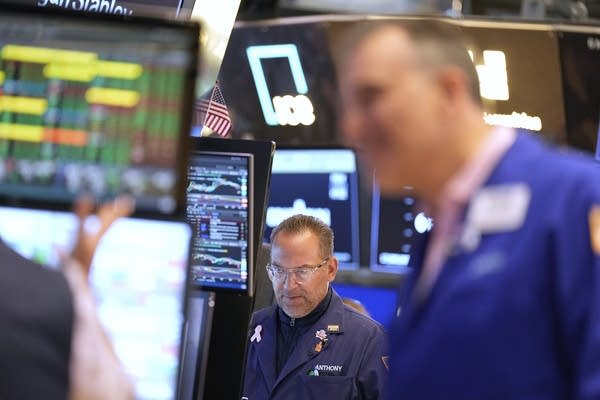 Wall Street ticks toward a record as PepsiCo and tech stocks rally 