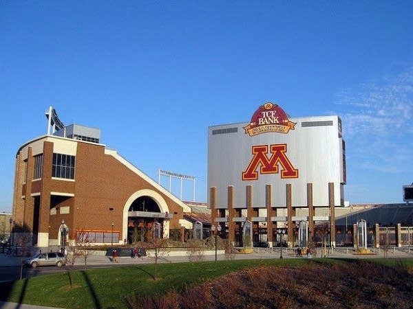 Senate bill leaves stadium alcohol policy up to regents