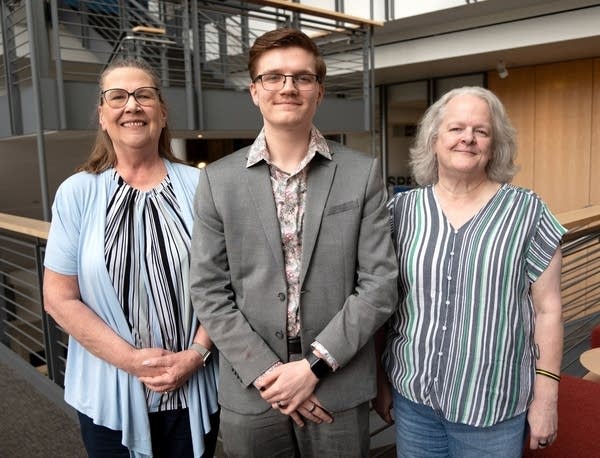 Behind the scenes with 911 call takers and dispatchers