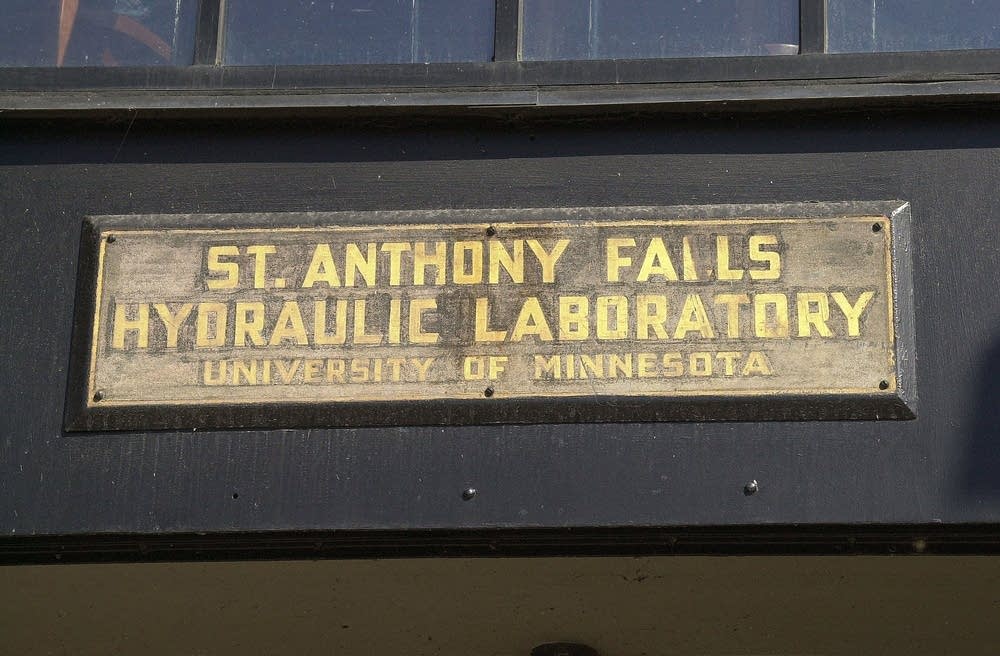 Hydraulic lab