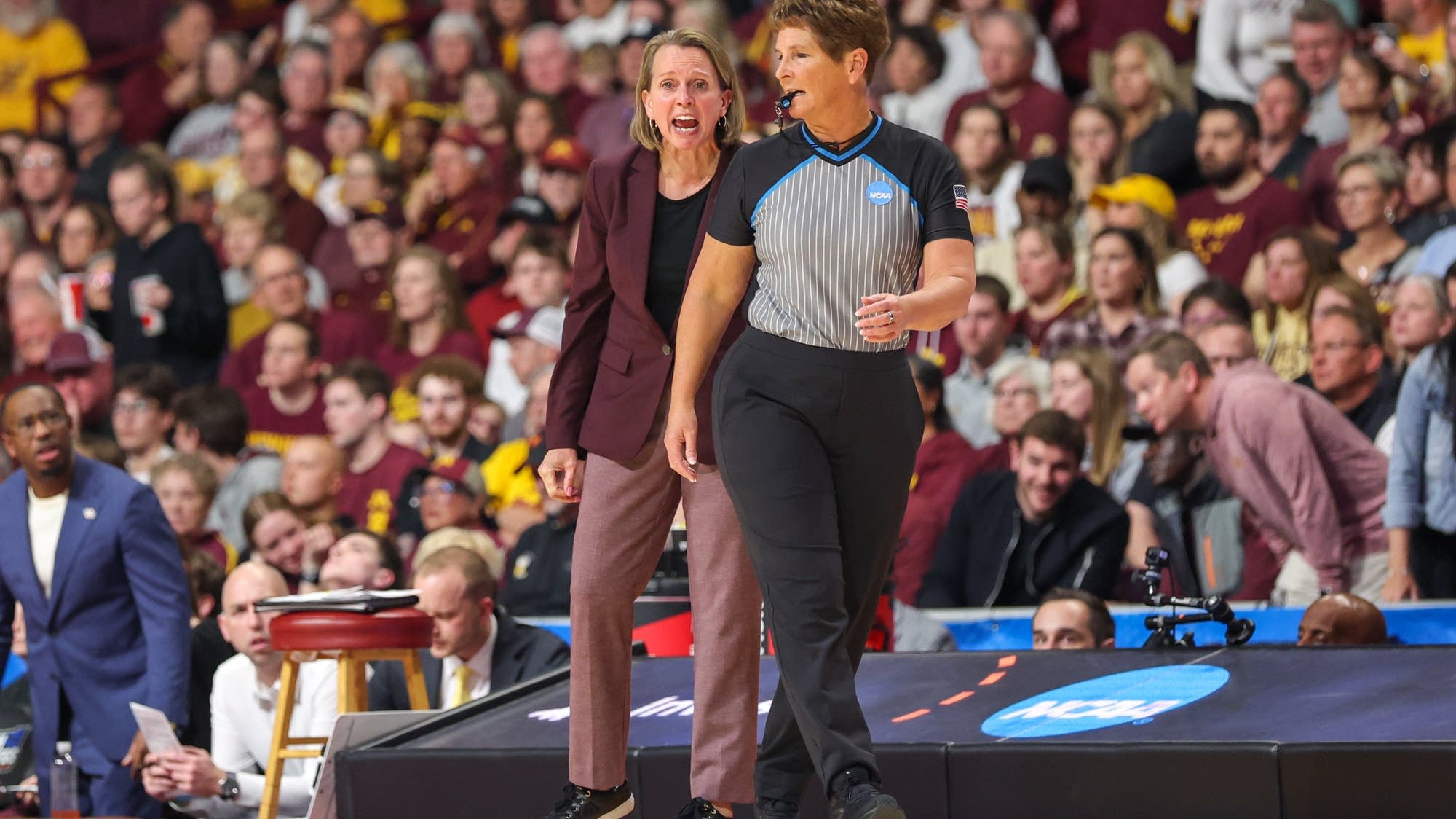 Women college coaches face double standards, new U of M study says