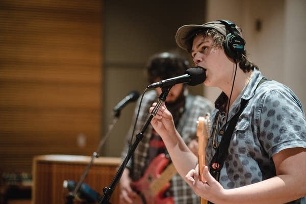 Stereo Confession’s Max Timander remembers his days as a relevant tween music blogger