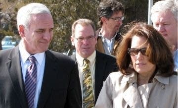 Dayton backs Bachmann on new Stillwater bridge