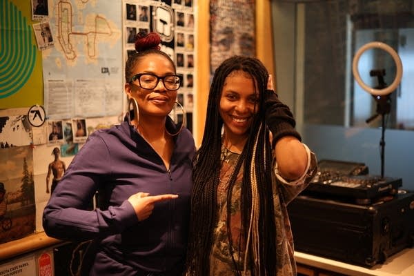 2 women posing for a photo in the carbon sound studio