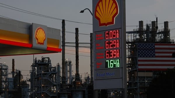 A price cap on gas can sometime worsen supply problems.