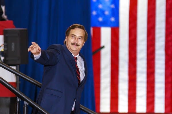 MyPillow's Mike Lindell files paperwork to run for Minnesota governor