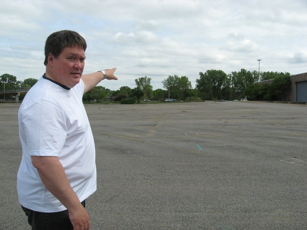 Mall parking lot photo