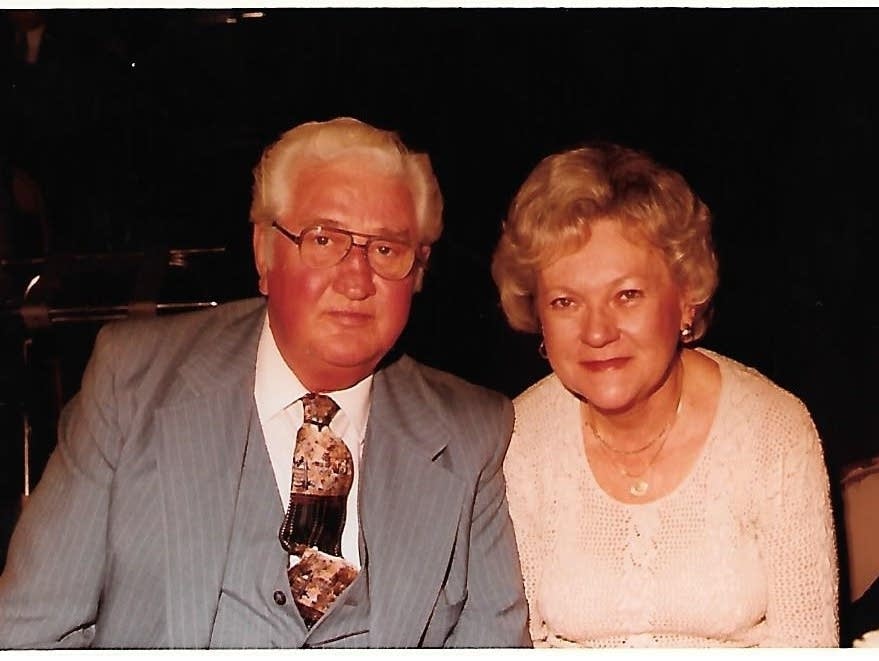 Jack and Gladys Karnis, Pronto Pup franchisees