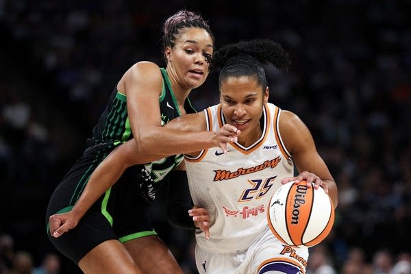 Mercury snap back from 20-point deficit to beat Lynx 89-83 in OT, even semifinal series