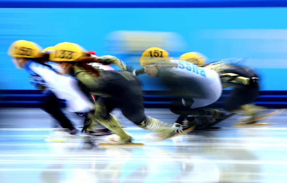 Short track speed skating