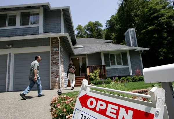 Housing is hot, and LA mortgage broker sees no sign of a slowdown
