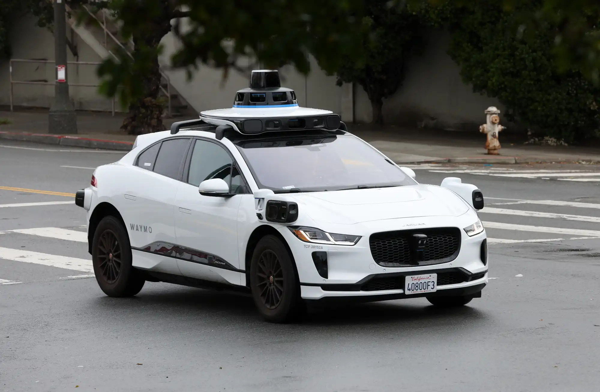 Autonomous vehicle in urban traffic