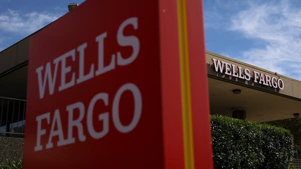 Nicole Cervi, an economist at Wells Fargo, said government economic data represents the big picture more accurately than the bank's internal data can. 