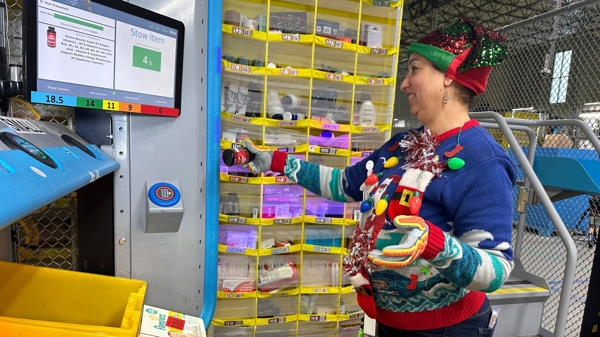 Uncertainty over the economy and tariffs forces many retailers to be cautious on holiday hiring Uncertainty over the economy and tariffs forces many retailers to be cautious on holiday hiring