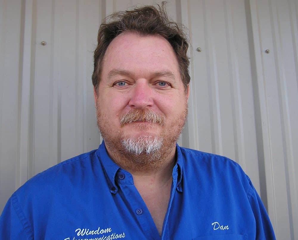 Dan Olsen