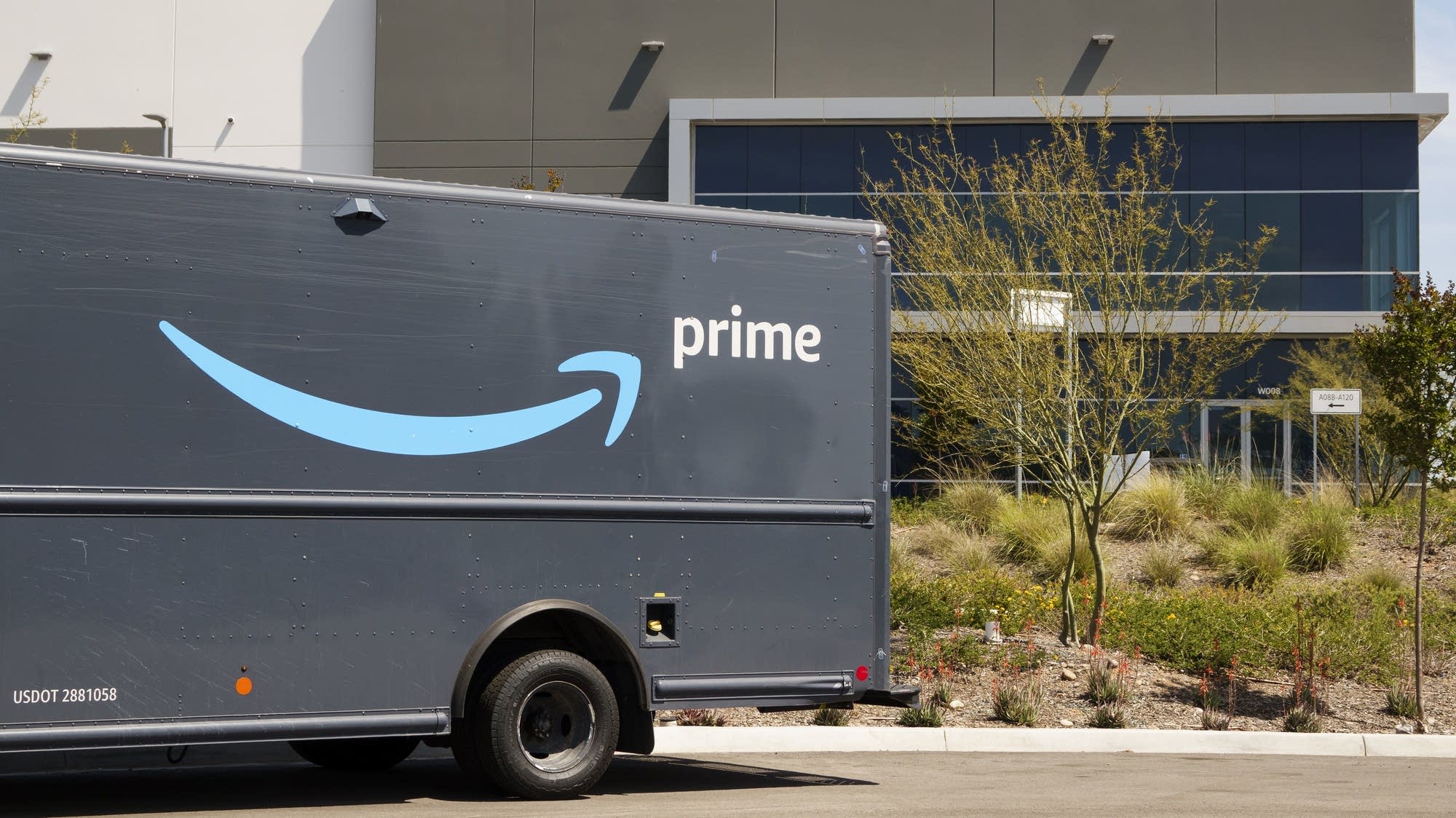Amazon expands 30-minute delivery to more U.S. cities