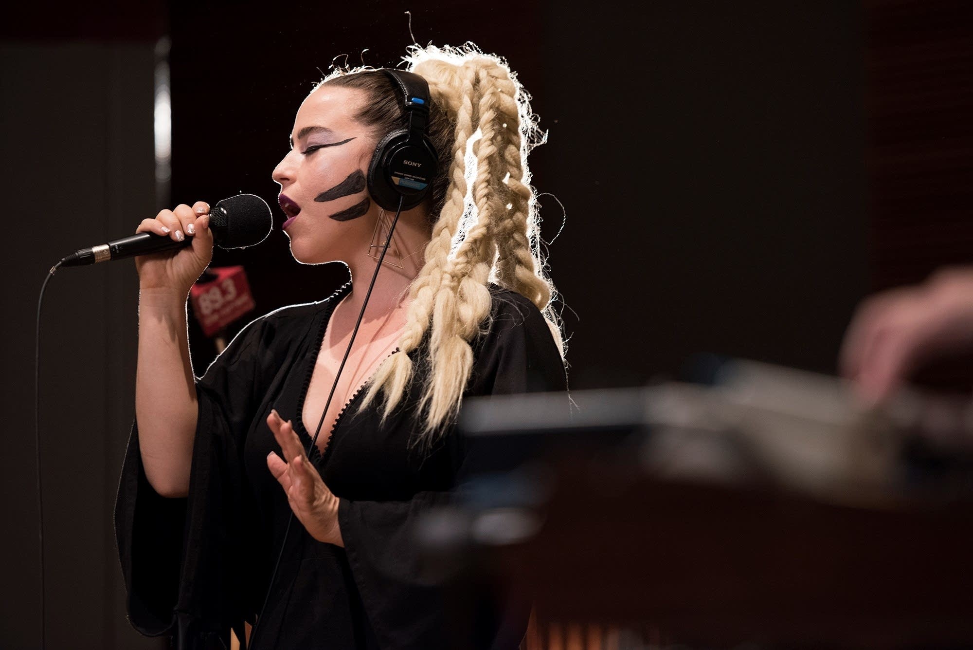 Holidae perform in The Current studio