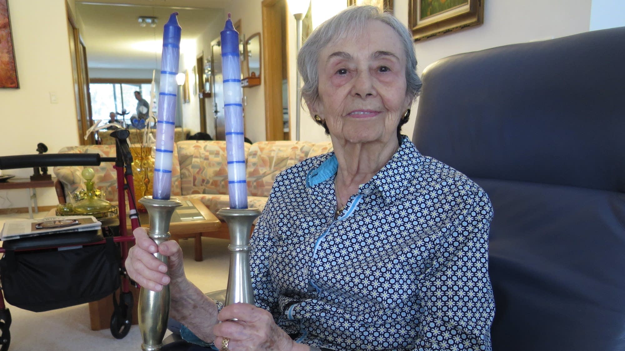 Auschwitz survivors share their stories on 75th anniversary of camp liberation