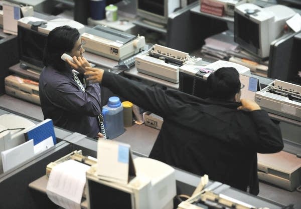 Traders at the Indonesian Stock Exchange