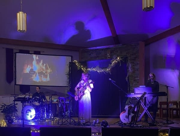aly aleigha concert