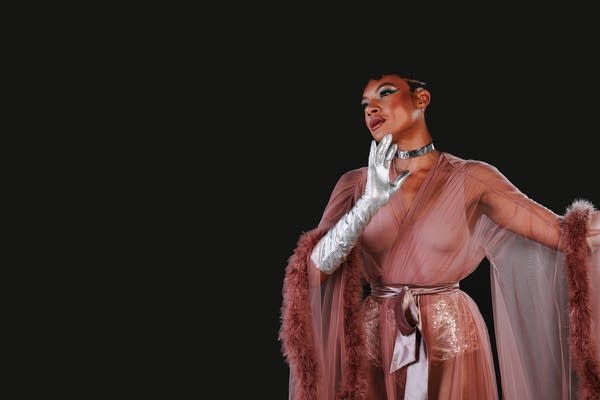 Allison Russell is a Canadian singer-songwriter, musician and activist.