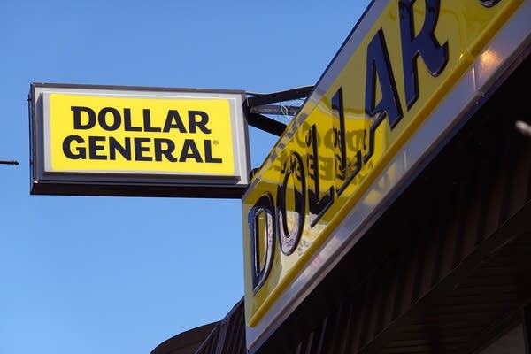Expanding grocery options is a bet that's paying off for Dollar General.