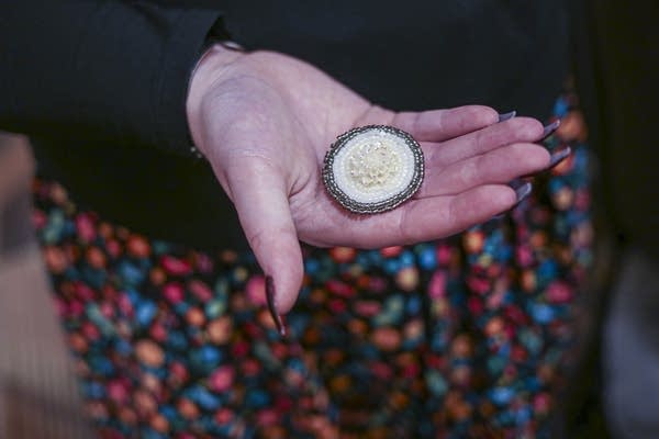 A fashion show, Miskwaa Niigaan