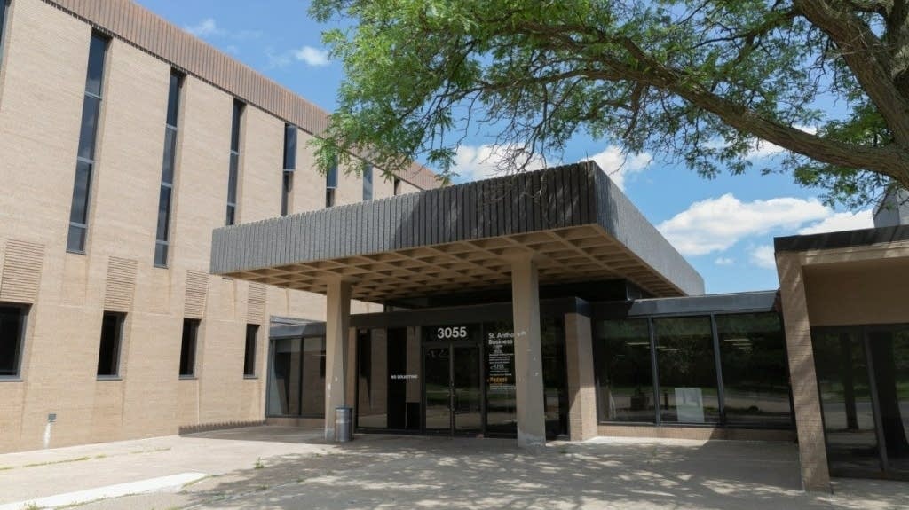 Man indicted for fraud, money laundering in scheme