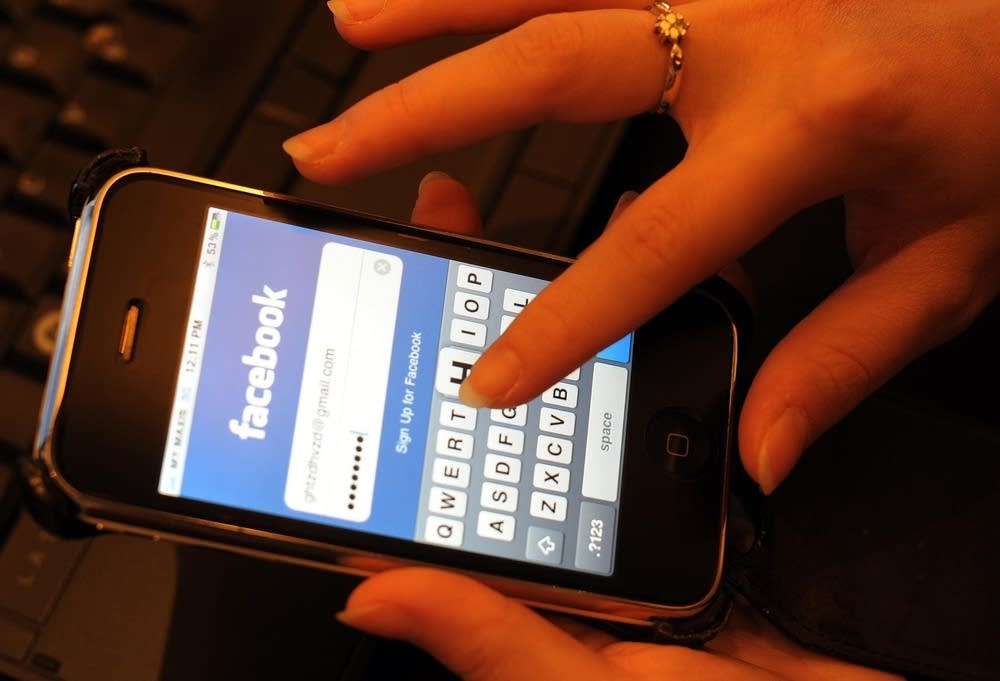 Mobile Facebook