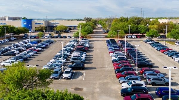What high interest rates, say car shoppers?