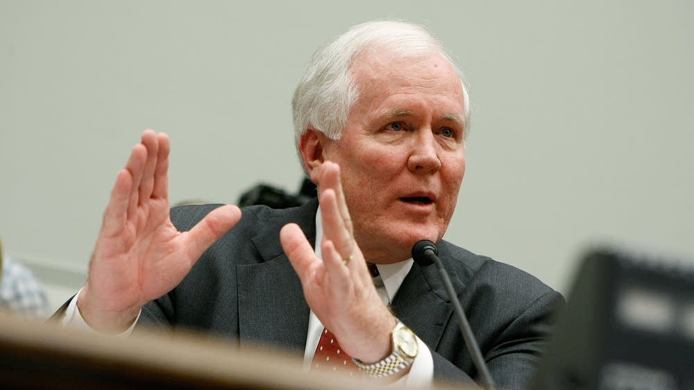 aig-chairman-says-employees-returning-some-bonuses-mpr-news