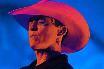 Chuquimamani-Condori performing on stage