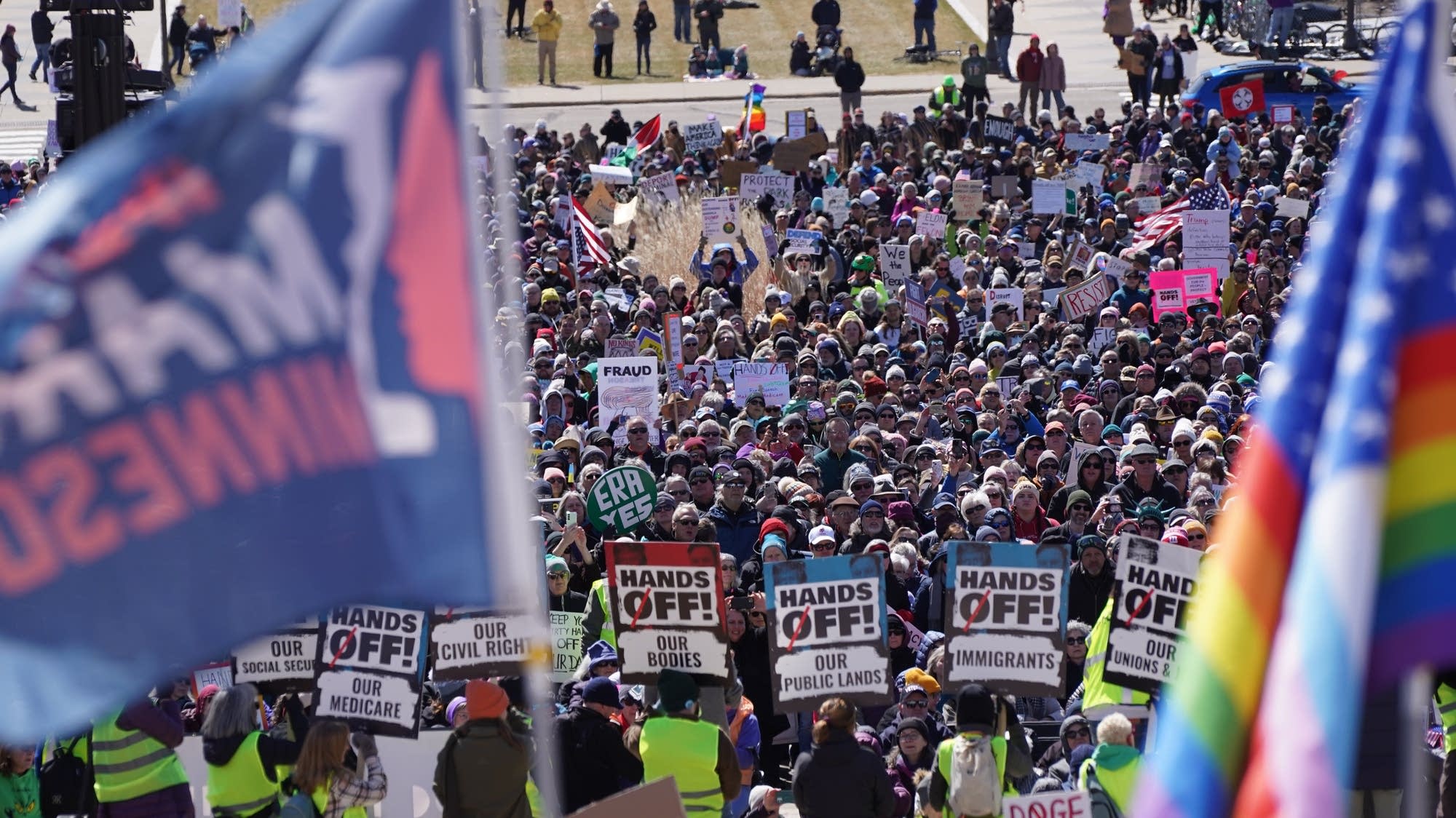 Protesters tee off against Trump and Musk in ‘Hands Off!’ rallies in Minnesota and across U.S.
