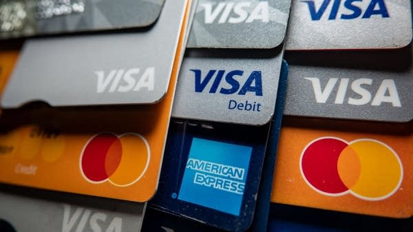How would a credit card interest rate cap even work?