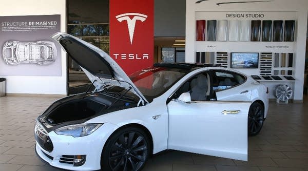 A Tesla Model S car is displayed at a Tesla showroom on November 5, 2013 in Palo Alto, California.