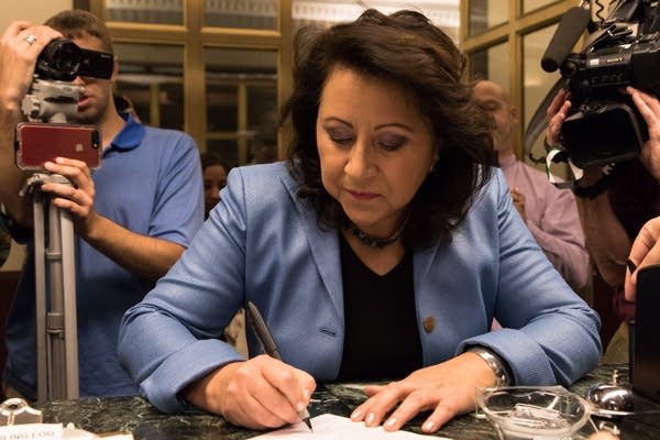 State Sen. Patricia Torres-Ray files to run congress. 