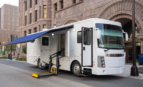 Minneapolis' mobile medical unit is on the move