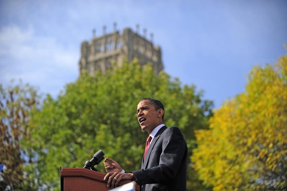 Barack Obama speaks at the American Legion Mall