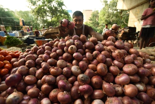 India bans onion exports to try tame rising prices