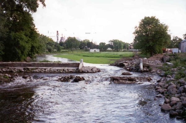 DNR removing old dams at slow pace