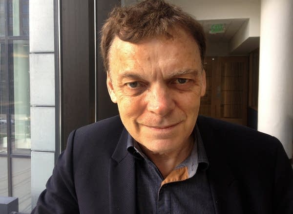 Australian writer Graeme Simsion