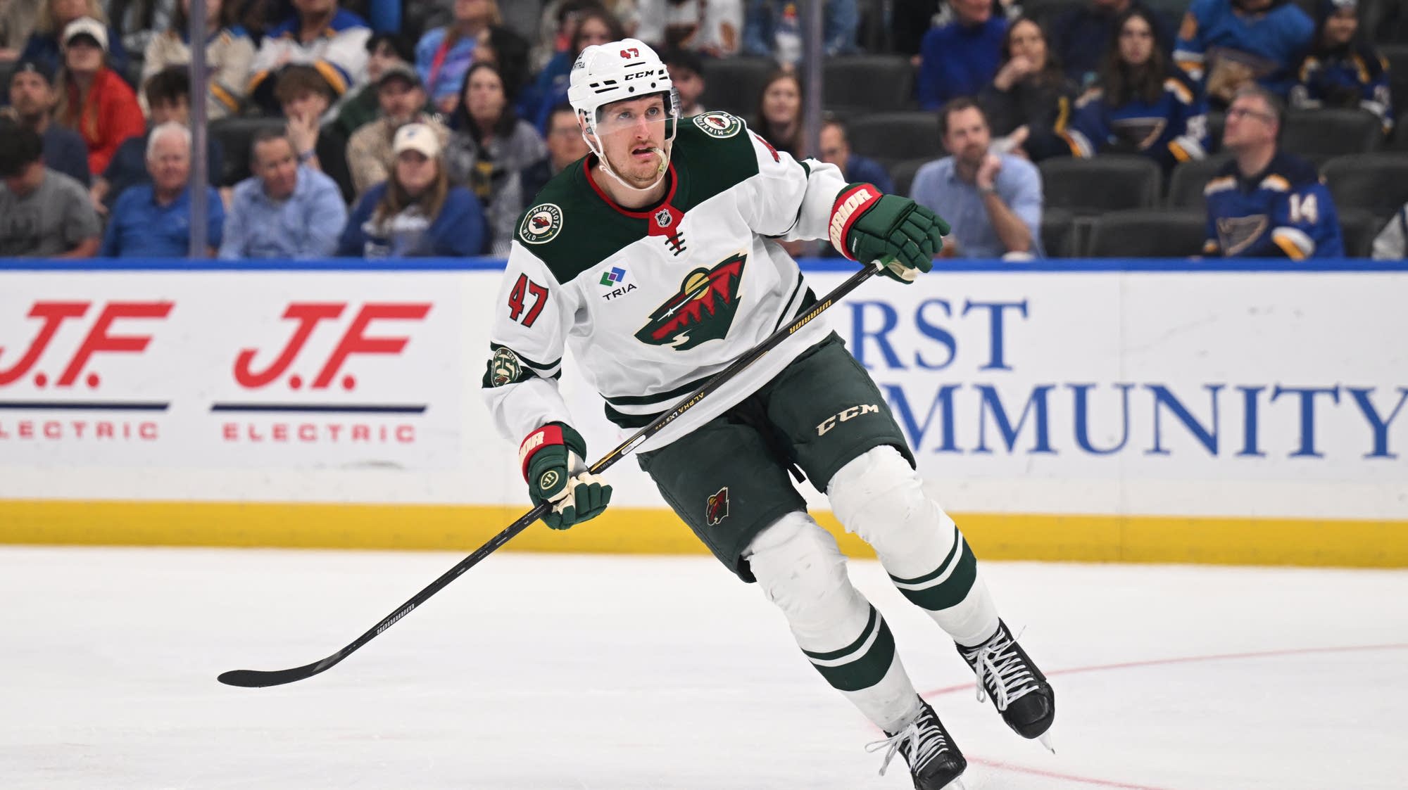 Wild sign Michael McCarron to 6-year, M deal